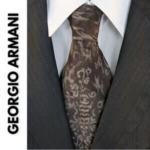 Georgio Armani Cravatte Gray & Black Smoke Patterned Italian Silk Tie GORGEOUS